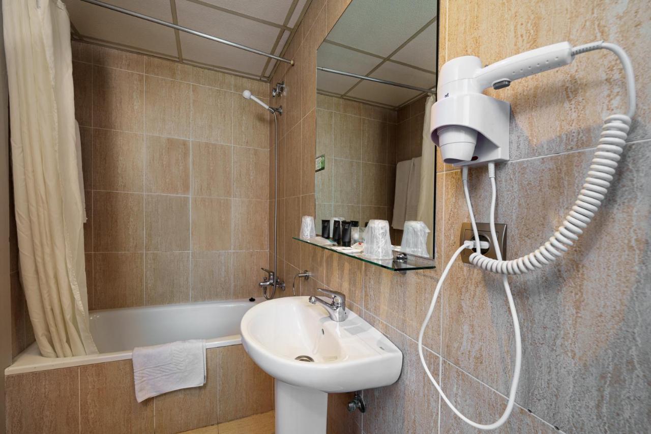 Hotel Regio Torrelavega Eksteriør billede