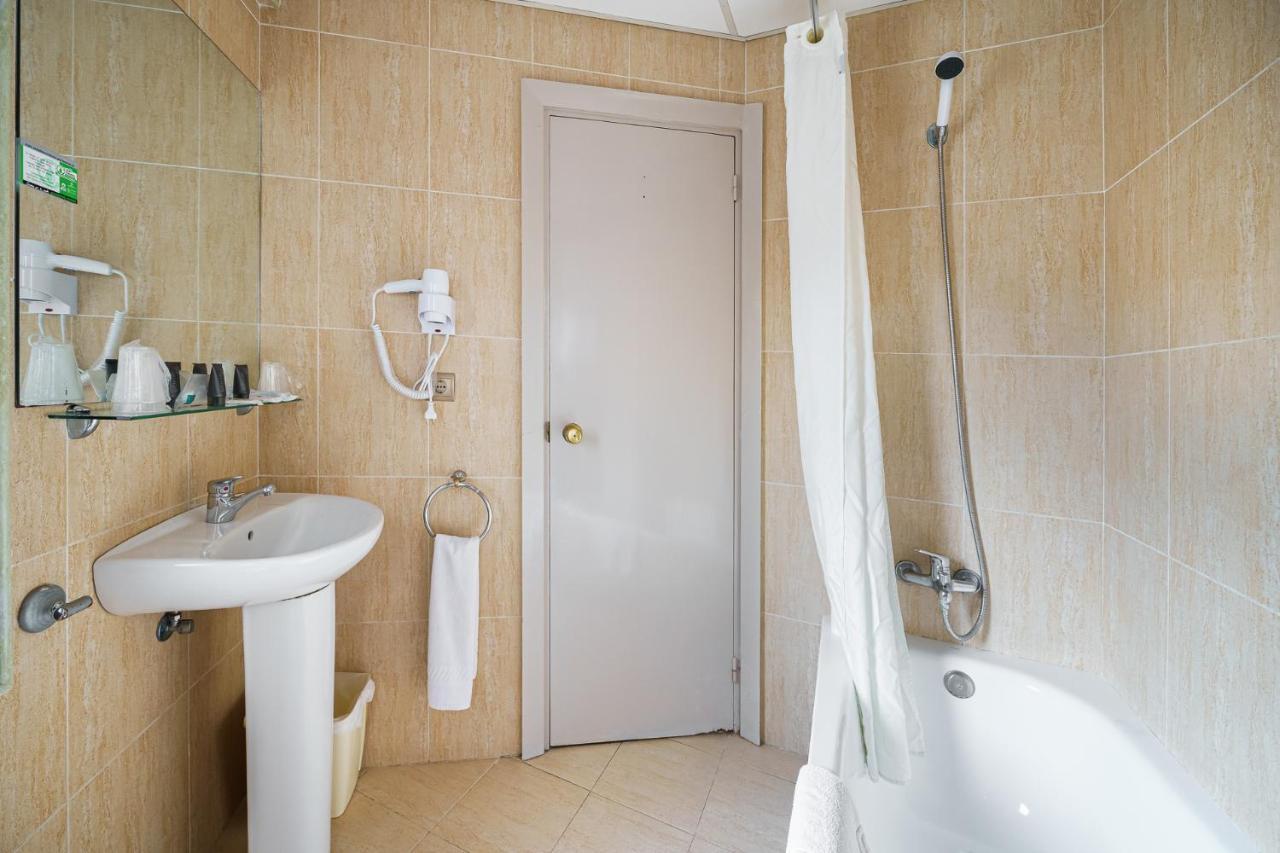 Hotel Regio Torrelavega Eksteriør billede
