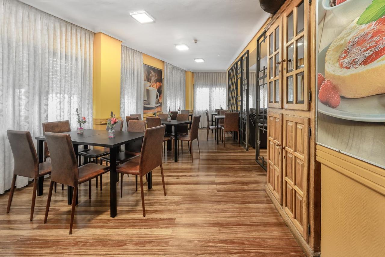 Hotel Regio Torrelavega Eksteriør billede